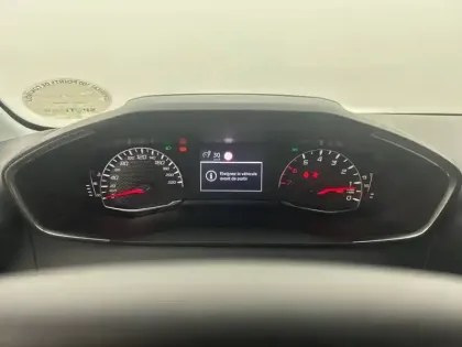 Photo 9 Peugeot 208  PureTech 75 S&S BVM5