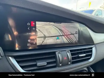 Photo 80 Alfa Romeo Giulia  2.0 T 200 ch AT8