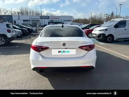 Photo 66 Alfa Romeo Giulia  2.0 T 200 ch AT8