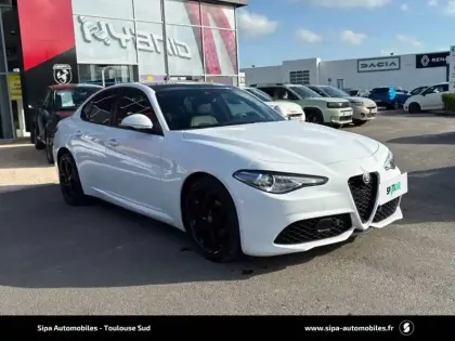Photo 64 Alfa Romeo Giulia  2.0 T 200 ch AT8