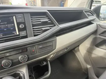 Photo 27 Volkswagen Transporter  6.1 VAN L1H1 2.0 TDI 110 BVM5