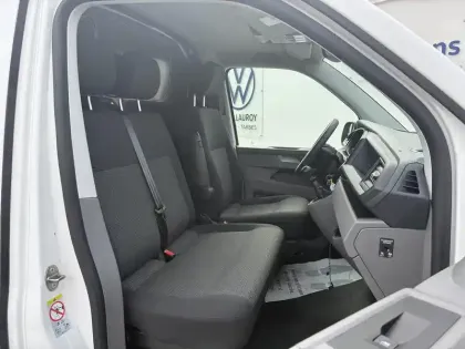 Photo 24 Volkswagen Transporter  6.1 VAN L1H1 2.0 TDI 110 BVM5