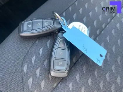 Photo 88 Ford Fiesta  1.0 EcoBoost 125 ch S&S mHEV BVM6