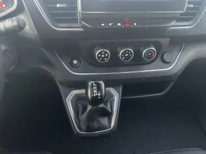 Photo 10 Renault Trafic  L2 dCi 150 Energy S&S EDC