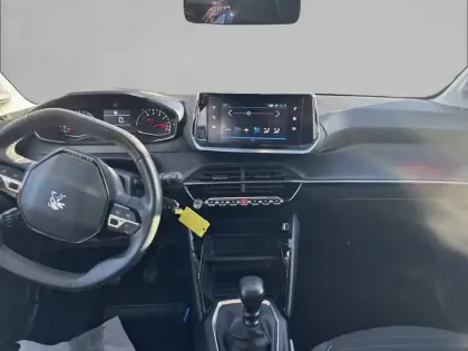 Photo 32 Peugeot 208  PureTech 100 S&S BVM6