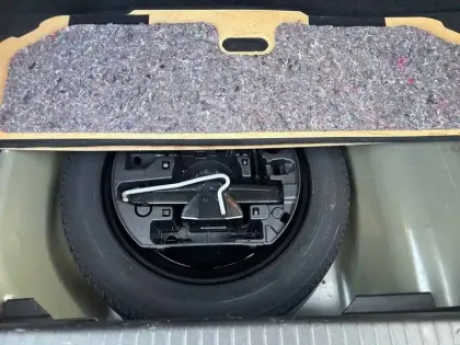 Photo 24 Peugeot 208  PureTech 100 S&S BVM6