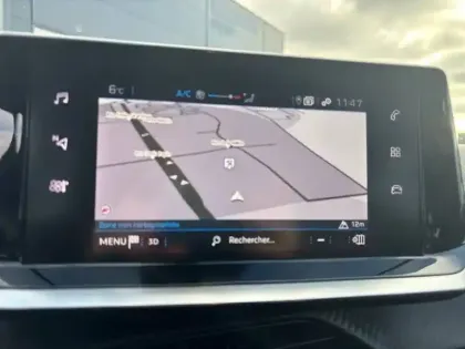 Photo 21 Peugeot 208  PureTech 100 S&S BVM6