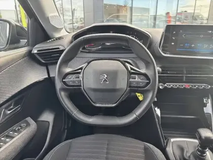 Photo 8 Peugeot 208  PureTech 100 S&S BVM6