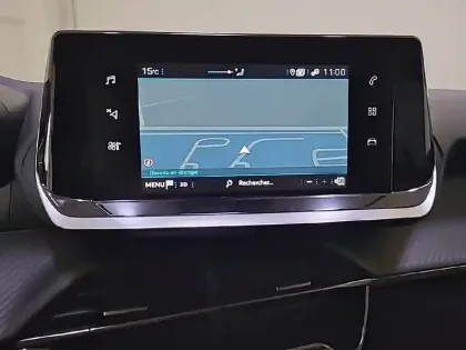 Photo 68 Peugeot 208  PureTech 100 S&S BVM6