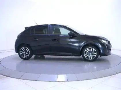 Photo 53 Peugeot 208  PureTech 100 S&S BVM6