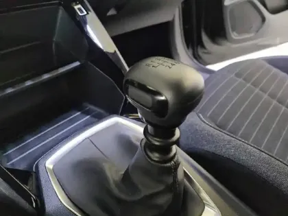 Photo 63 Peugeot 208  PureTech 100 S&S BVM6