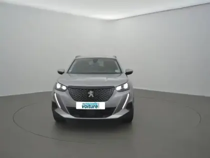 Photo 1 Peugeot 2008  PureTech 130 S&S EAT8