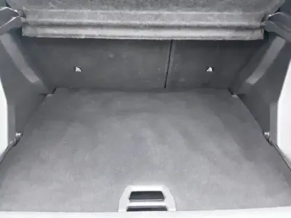 Photo 5 Peugeot 2008  PureTech 130 S&S EAT8