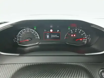 Photo 9 Peugeot 2008  PureTech 130 S&S EAT8