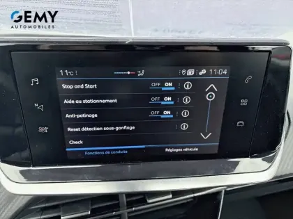 Photo 36 Peugeot 208  BLUEHDI 100 S&S BVM6