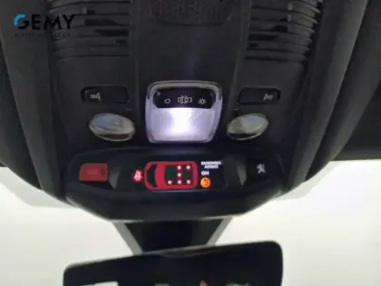 Photo 39 Peugeot 5008  PureTech 130ch S&S EAT8