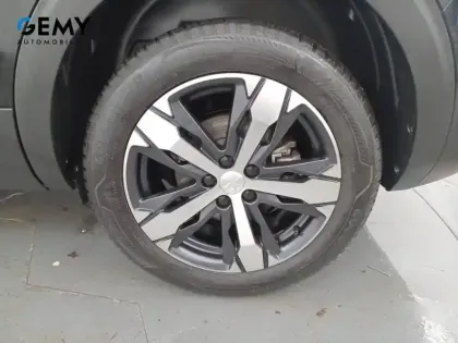 Photo 30 Peugeot 5008  PureTech 130ch S&S EAT8