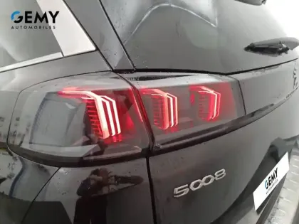 Photo 41 Peugeot 5008  PureTech 130ch S&S EAT8