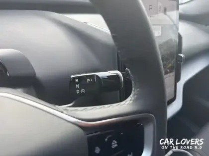 Photo 12 Volvo Ex30  Single Extended Range 272 ch 1EDT