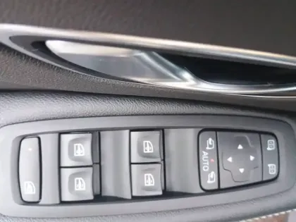 Photo 12 Renault Grand Scenic  TCe 160 EDC