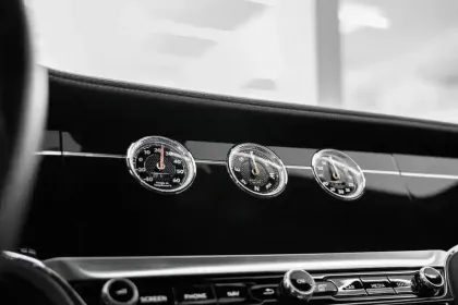 Photo 34 Bentley Continental  GTC  W12 6.0 635 ch BVA