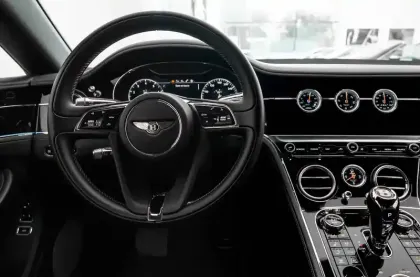 Photo 17 Bentley Continental  GTC  W12 6.0 635 ch BVA