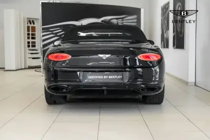 Photo 10 Bentley Continental  GTC  W12 6.0 635 ch BVA