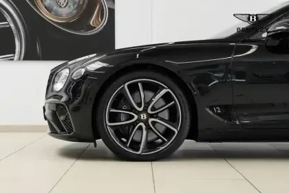 Photo 29 Bentley Continental  GTC  W12 6.0 635 ch BVA