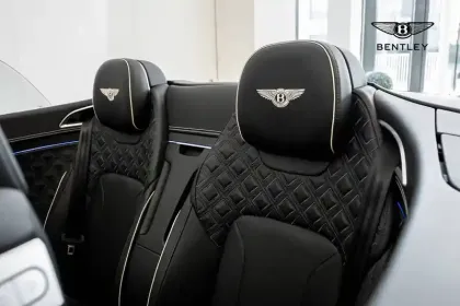 Photo 42 Bentley Continental  GTC  W12 6.0 635 ch BVA