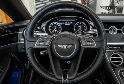 Photo 34 Bentley Continental  GTC  W12 6.0 635 ch BVA