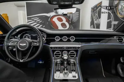 Photo 11 Bentley Continental  GTC  W12 6.0 635 ch BVA