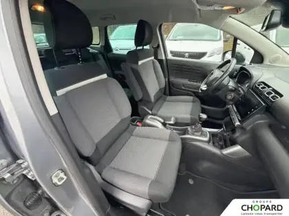 Photo 12 Citroën C3 Aircross  PureTech 110 S&S BVM6