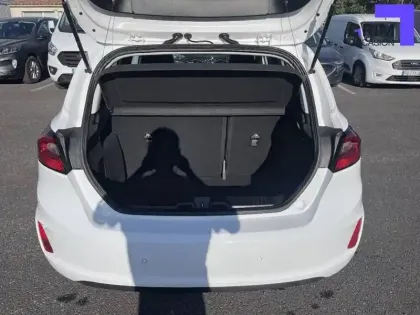 Photo 32 Ford Fiesta Gén. V Ph2 Titanium Business 5