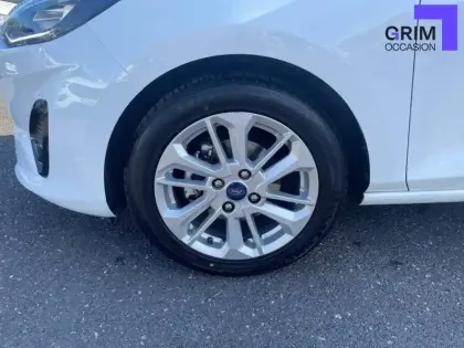 Photo 33 Ford Fiesta Gén. V Ph2 Titanium Business 5