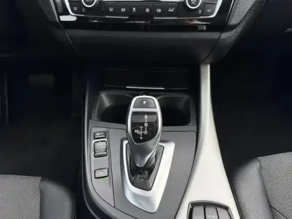 Photo 10 BMW Serie 2 Coupe 220i 184 ch