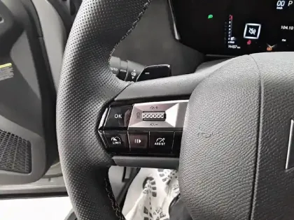 Photo 22 DS DS 4  PureTech 130 EAT8