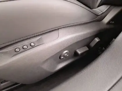 Photo 25 DS DS 4  PureTech 130 EAT8