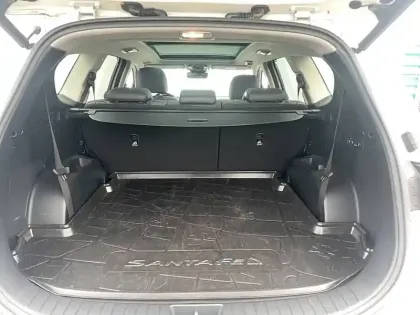 Photo 14 Hyundai Santa Fe  1.6 T-GDi Hybrid 230 BVA6