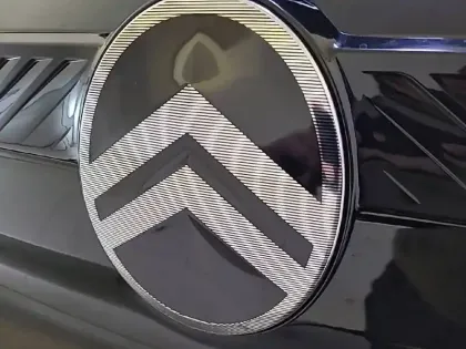 Photo 28 Citroën C3  Turbo 100 ch BVM6