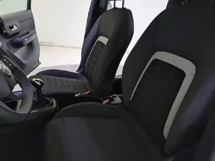 Photo 10 Citroën C3  Turbo 100 ch BVM6