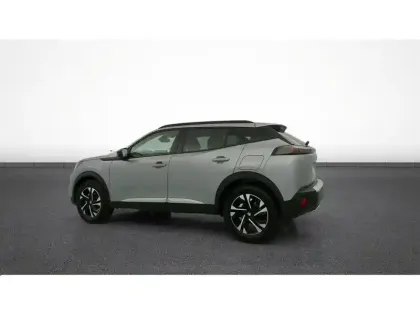 Photo 4 Peugeot 2008  PureTech 130 S&S EAT8