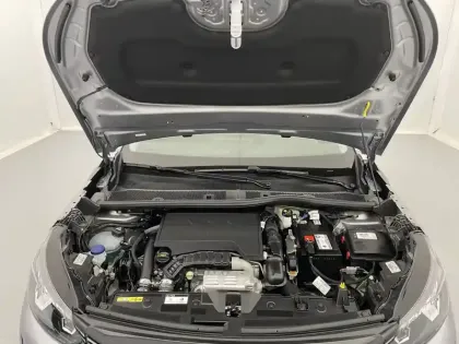 Photo 20 Peugeot 2008  PureTech 130 S&S EAT8