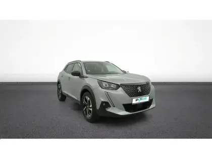 Photo 11 Peugeot 2008  PureTech 130 S&S EAT8