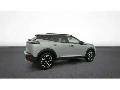 Photo 8 Peugeot 2008  PureTech 130 S&S EAT8