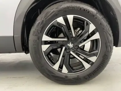 Photo 15 Peugeot 2008  PureTech 130 S&S EAT8