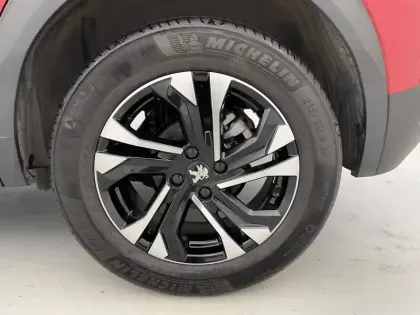 Photo 46 Peugeot 2008  PureTech 130 S&S EAT8