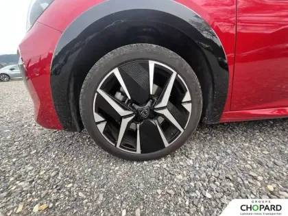 Photo 20 Peugeot 208  PureTech 100 S&S BVM6