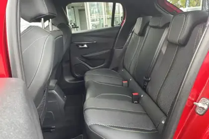 Photo 32 Peugeot 208  PureTech 100 S&S BVM6