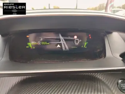 Photo 71 Peugeot 2008  PureTech 130 S&S EAT8