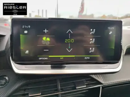 Photo 22 Peugeot 2008  PureTech 130 S&S EAT8